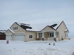 3624 16th St S, Moorhead, MN