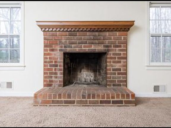 5th image of 8350 Hunton Cir