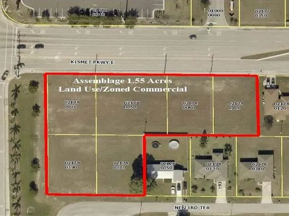 1612 Kismet Pkwy E, Cape Coral, FL 33909