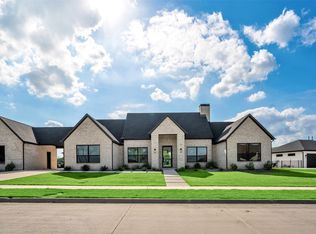 101 Ambrosia Ln, Heath, TX 75032