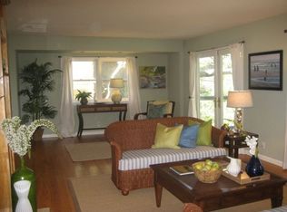 4 Island Dr, San Anselmo, CA 94901