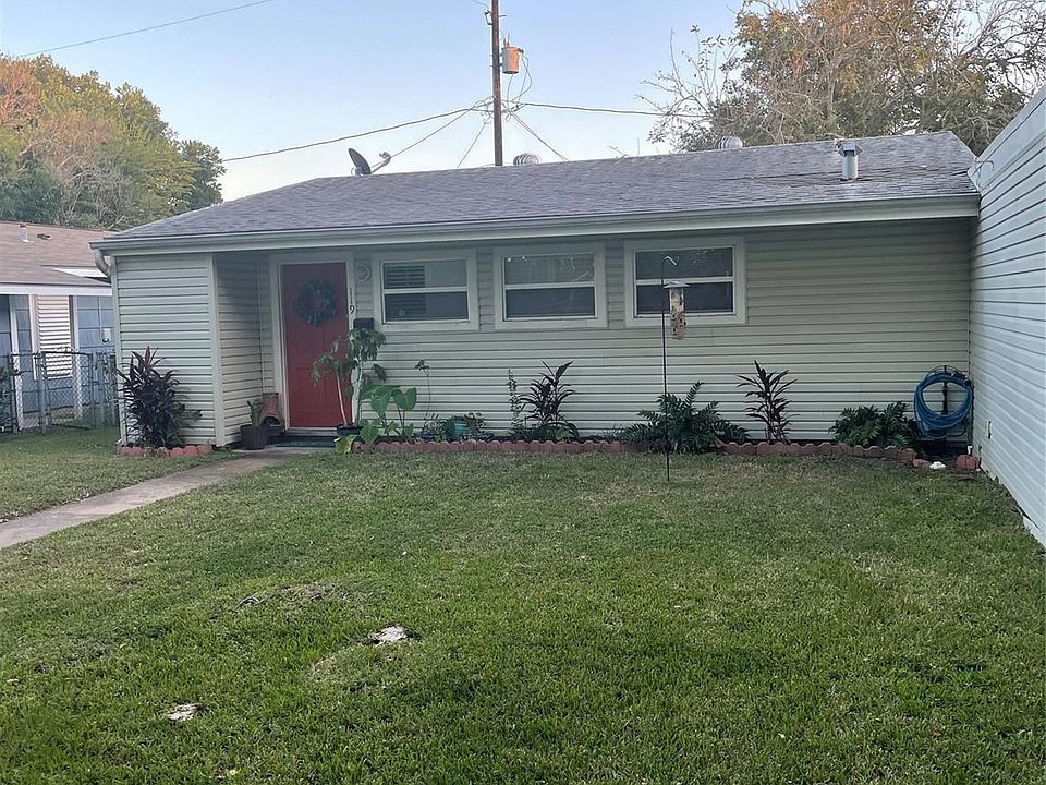 1st image of 119 Albacore Ave