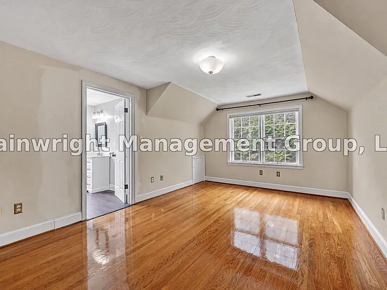 4374 Sheldon Dr — Photo 11