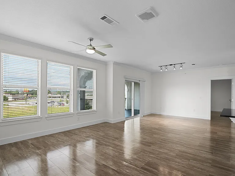 Floor Plan 6 Spacious Layout | Conroe Apartments | The Towers Woodland Floor Plan 6 Spacious Layout | Conroe Apartments | The Towers Woodland