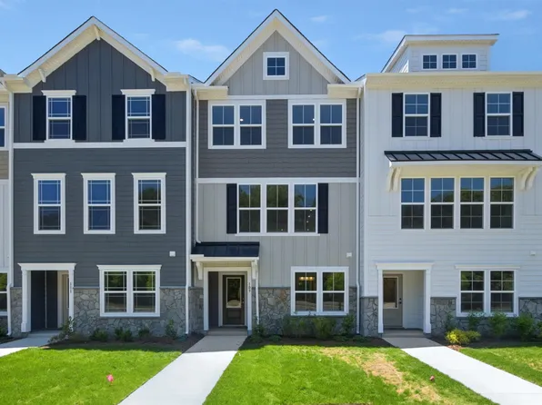 291 Crowninshield Ct, Waynesboro, VA 22980
