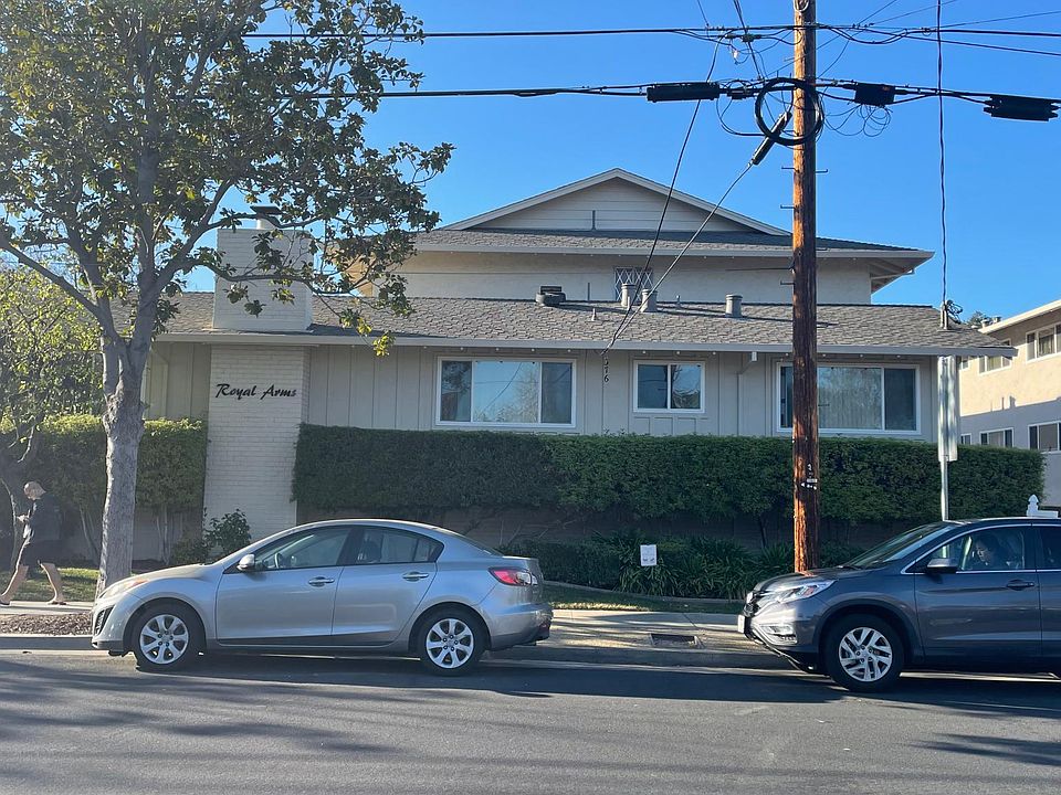 1st image of 376 College Ave APT 2