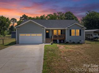4164 S Olivers Cross Rd, Newton, NC 28658