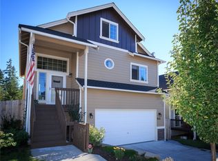 921 NW Sawmill Ct, Bremerton, WA 98311