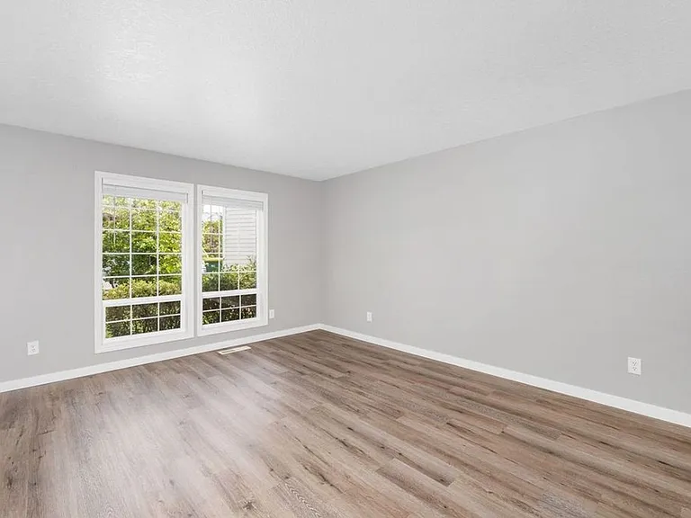 16742 NW Dublin Ct — Photo 40