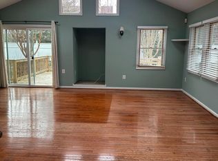 2021 Kilgore Rd, Falls Church, VA 22043