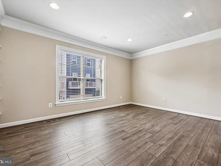 14319 Potomac Heights Ln — Photo 25
