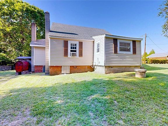 3rd image of 5388 Braxton Craven Rd