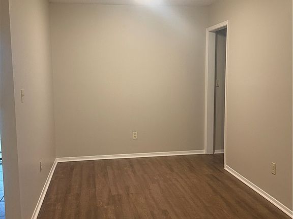 3rd image of 4722 Retreat Rd