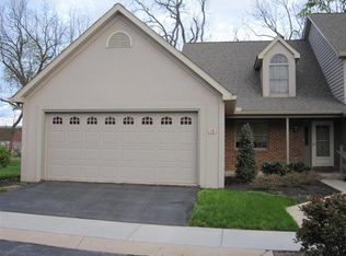 18 Sussex Pl, Lititz, PA 17543