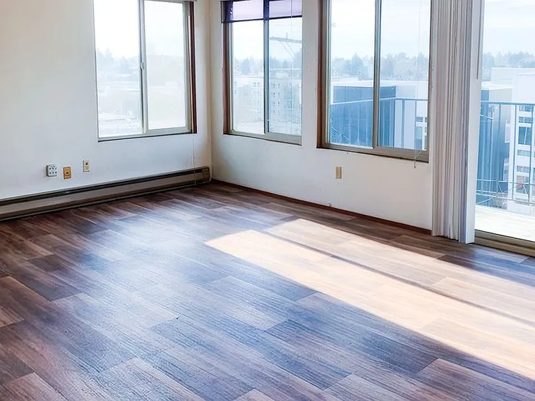 8732 Phinney Ave N #201 — Photo 10