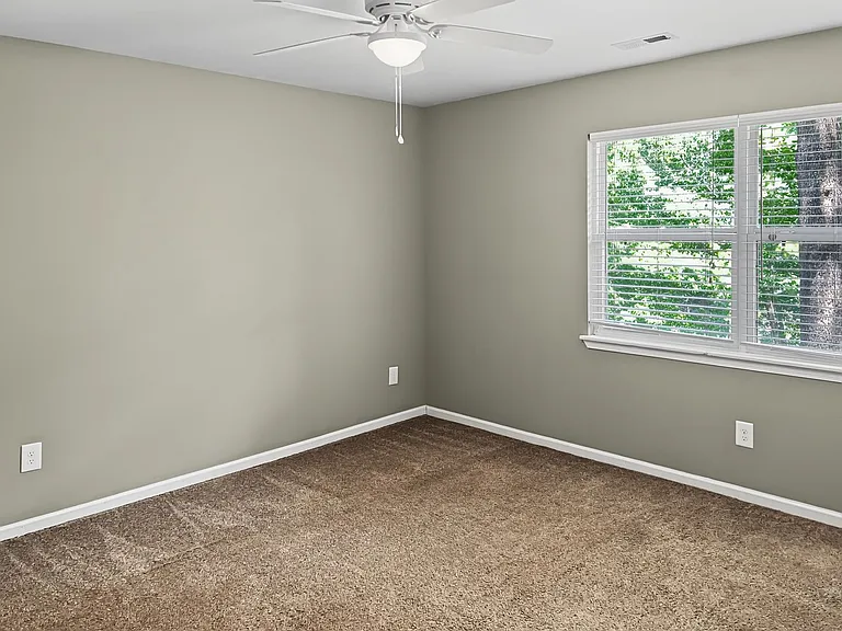 618 Branniff Dr — Photo 11