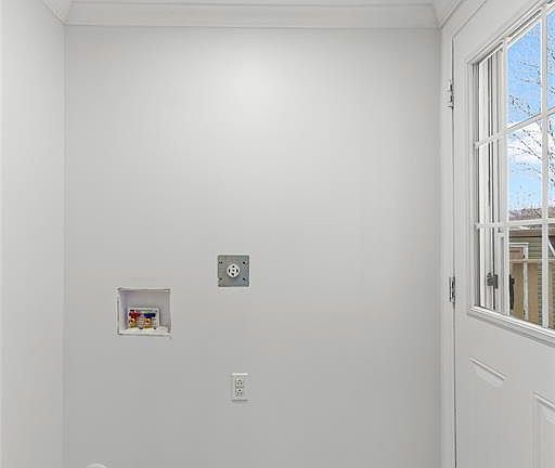 5th image of 31 Campbell Avenue
