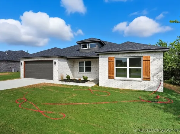 16105 E Oklahoma Pl, Tulsa, OK 74116