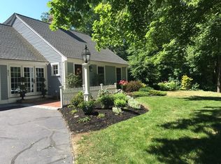 37 Freedom St, Hopedale, MA 01747