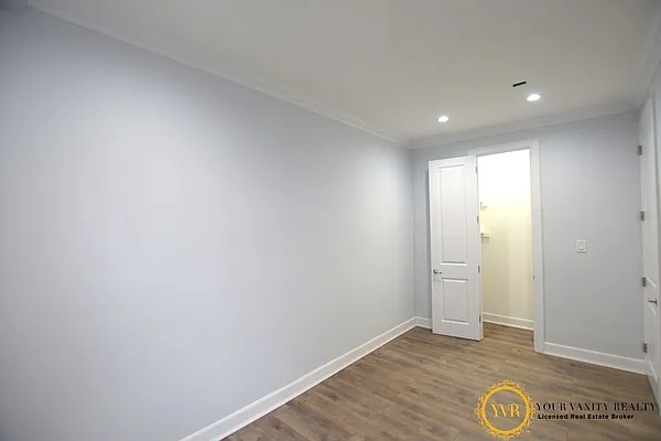 Rented by Your Vanity Realty | media 61