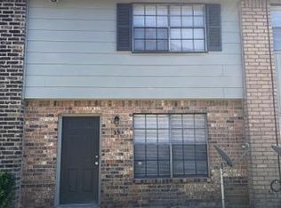 2700 N 16th St APT 13, Beaumont, TX 77703