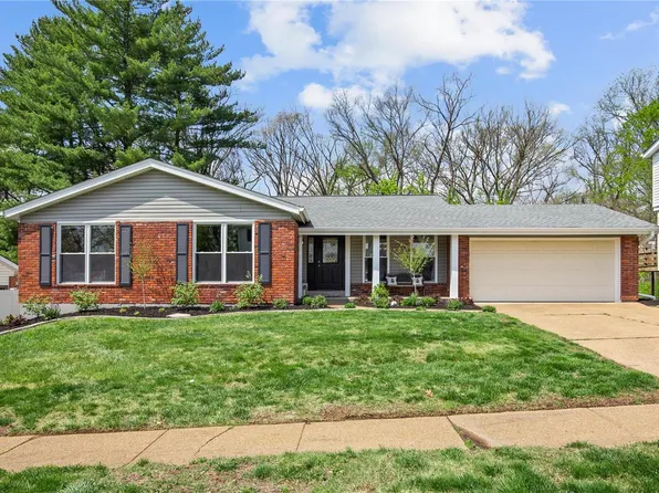 1317 Still House Creek Rd, Chesterfield, MO 63017