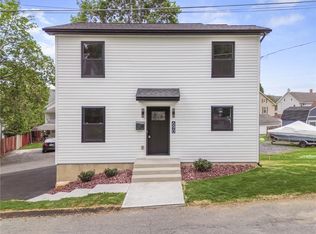 690 W Washington St, Slatington, PA 18080