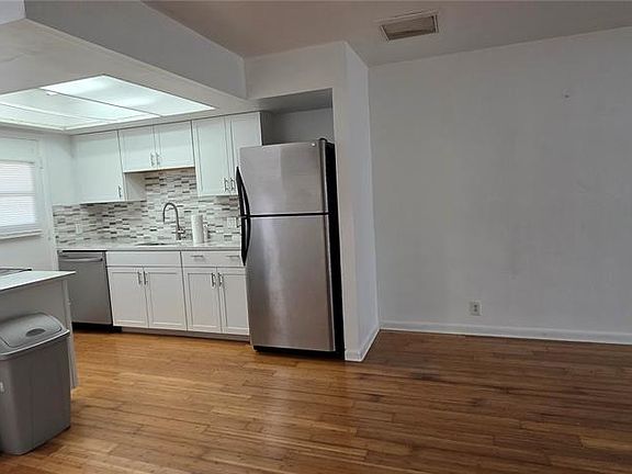2nd image of 1433 S Belcher Rd APT C13