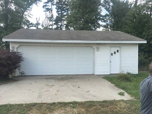 2nd image of 1549 County Road 600 N