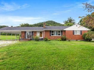 1237 E College Ave, Stanton, KY 40380