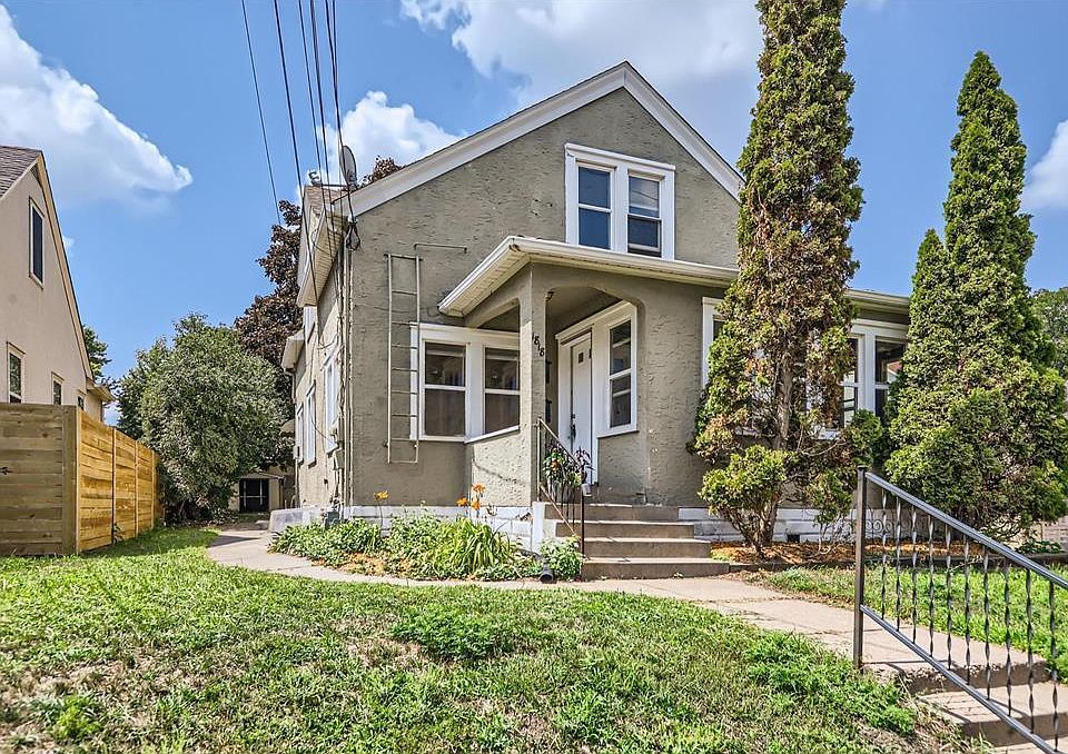1st image of 1818 6th St NE