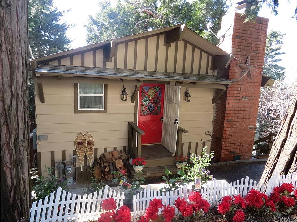 1st image of 664 Buckingham Sq
