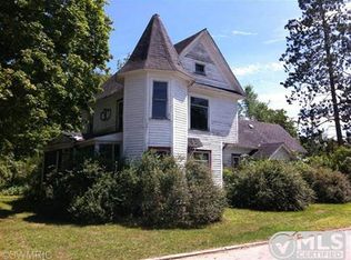 11 S Darrah St, Barryton, MI