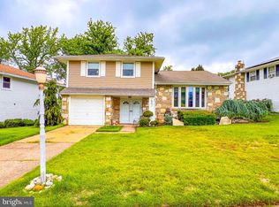 623 Kismet Rd, Philadelphia, PA 19115