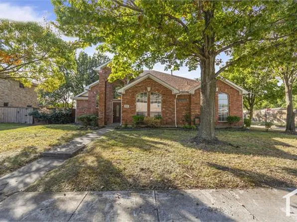 8114 Paul Pl, Rowlett, TX 75088