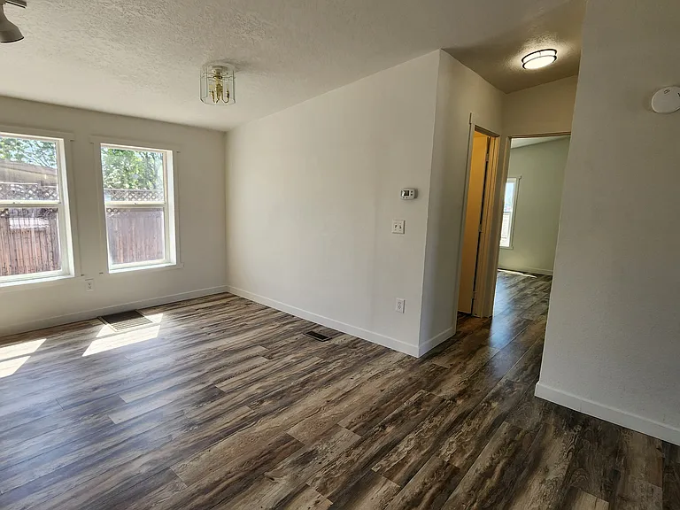 21533 W Laura St — Photo 20
