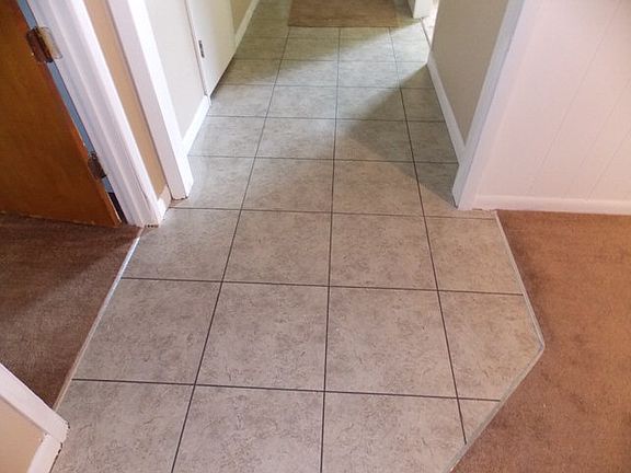4th image of 3168 Parkwood Dr