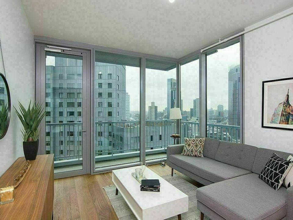 1st image of 434 Albee Sq #6CC