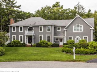 26 White Rock Dr, Falmouth, ME 04105
