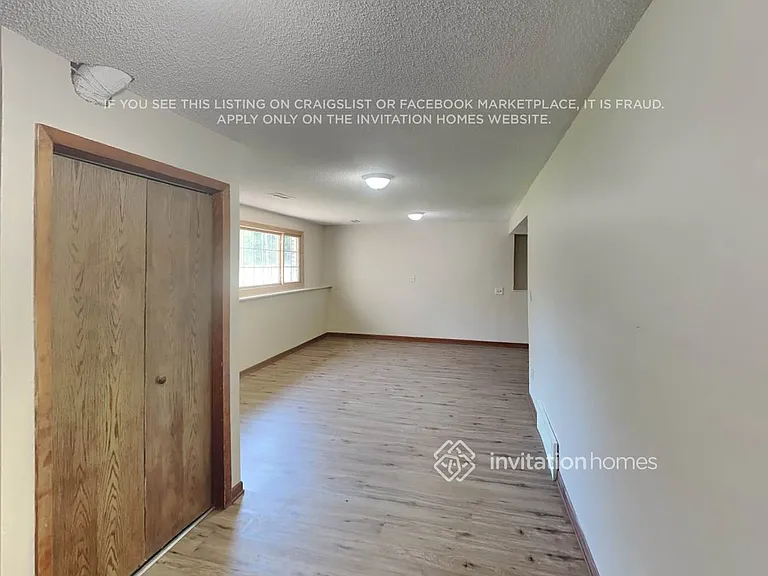 7701 Queen Ave N — Photo 17