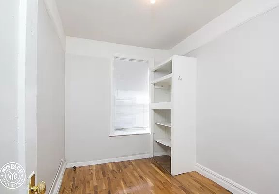 3rd image of 307 E 26th St #2S