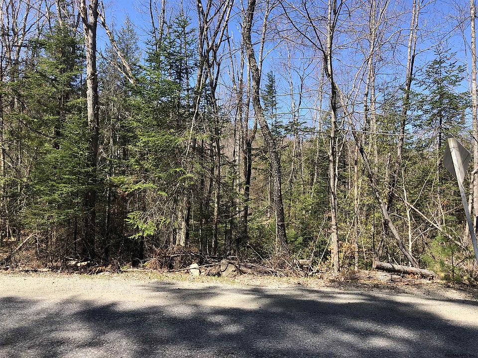 2nd image of 351 Alderbrook Rd