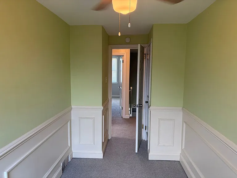 139 W Madison Ave — Photo 15