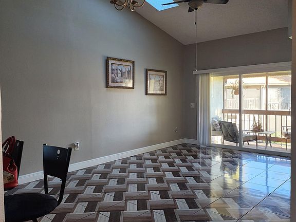3rd image of 3024 S Semoran Blvd APT 4