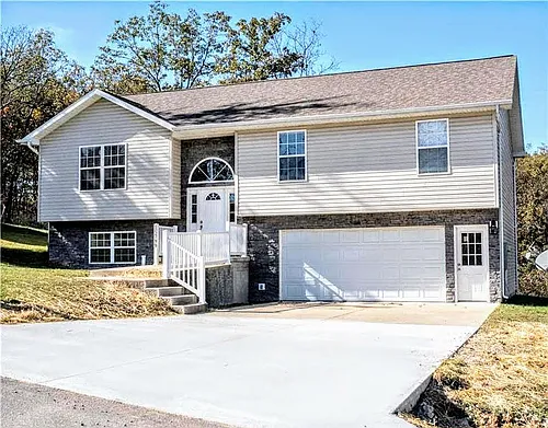 15799 Tundra St Photo 1