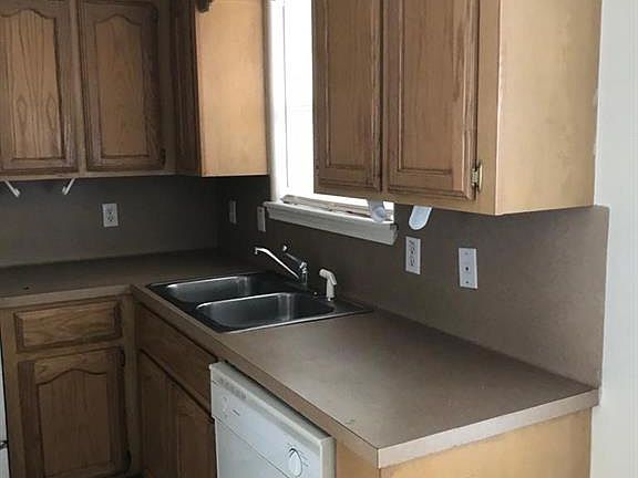 5th image of 417 La Mancha Dr #4