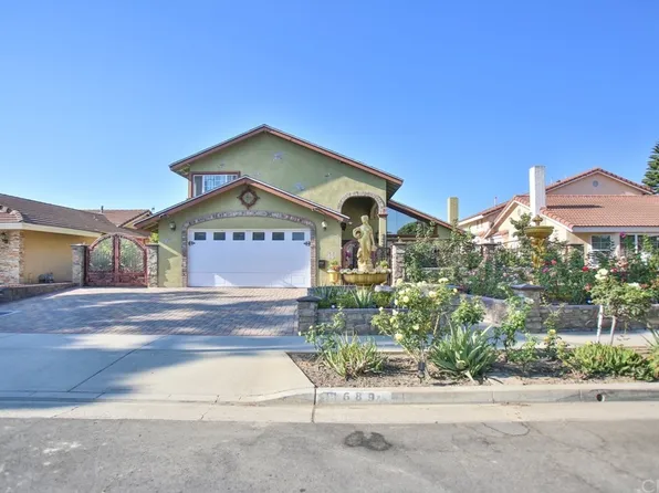 11689 Quartz Ave, Fountain Valley, CA 92708