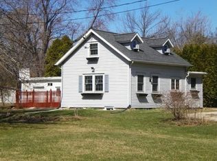 4816 Lakeshore Rd, Sheboygan, WI 53083