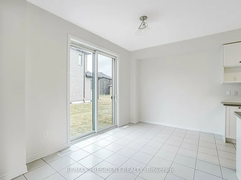 17 Spinland St — Photo 10