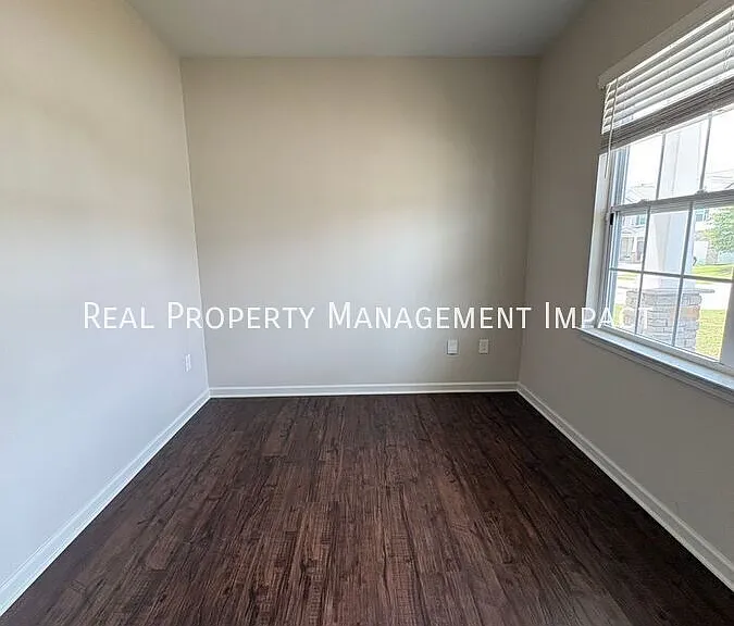 743 River Dell Townes Ave — Photo 6